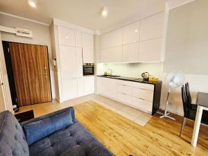 FIRST -- Green Żoliborz Apartment 4