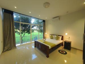 Villa Emerald & YALA safari