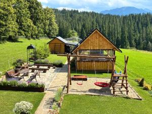 Witowianskie Domki Private Jacuzzi & Mountain View near Zakopane