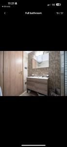 Roussas place 2 -Dafni Metro