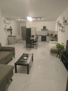 Modern Maisonette in Bugibba Close to Sea