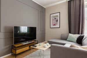 Kartuska Modern Apartment by BookingHost