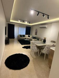 خصوصية تامة في أبراج زد ويست ساويرس الشيخ زد ZD West Compund