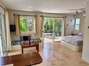 Hotel & Suites Oasis Bacalar