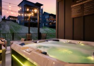 The Wolfs Lantern Highway