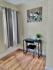 Home at Plaistow convenient to Custom House Excel and free parking