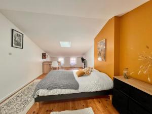 Maison au cœur du Vieux-Port de La Rochelle