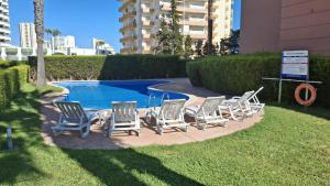 Beachfront Seaview Litoralmar apt, Fast WIFI, Airco, Pool, Private Parking