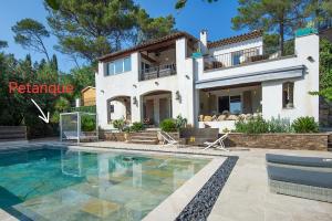 Villas Villa Athena - Jacuzzi Pool Petanque - LeBooker : photos des chambres