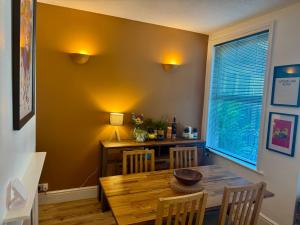 Southsea Home with Free Parking