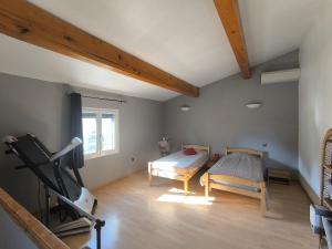 Maisons de vacances Agreable maison avec jacuzzi : photos des chambres