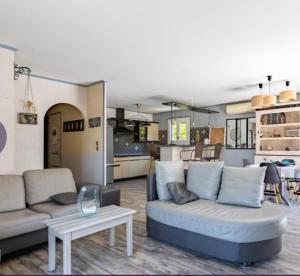 Maisons de vacances Agreable maison avec jacuzzi : photos des chambres