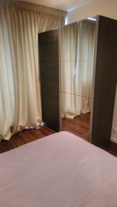 Apartment Next To Eiffel Tower