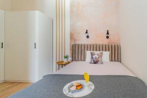 1BR - Central Chill with AC - Quiet Near Ruin Bars