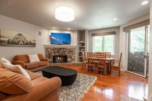 Strawberry Park Condos feature Ski-In Ski-Out and Outdoor Heated Pool condo