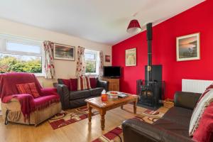 Poppy at Gorslwyd - Sound Retreat