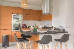 Appartements Superbe 2 pieces terrasse a 400 m du metro : photos des chambres