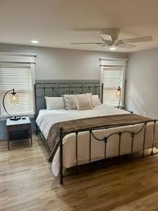 Your Lake House Awaits!