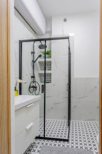 Cozy Green Eden 1BR Retreat in Bp Cen -Wi-Fi and AC