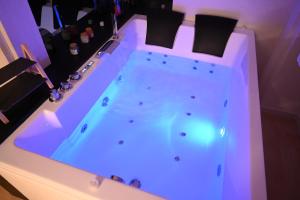 Gran Duca Santo Stefano Suite ZONA CASALE VICINO AEROPORTO