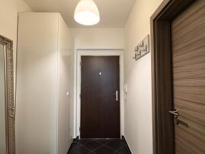 UrbanFlat1615 with Parking