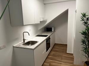 Apartamentos a Estrenar cerca de aeropuerto y centricos