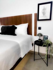 DOWN TOWN Luxurious Apartments 8