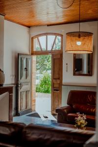 Maisons de vacances Maison de caractere, vue sur lac prive et vignes : photos des chambres