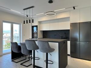 Luxury Residence Nada with Sea View and Free Parking