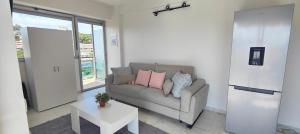 CANNES PROCHE GARE STUDIO VUE MER - Accès privé à la Plage