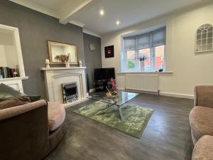 Captivating 3 bedroom home with conservatory