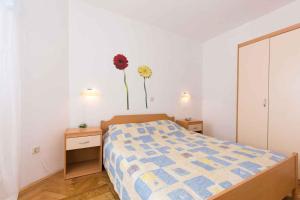 Apartments in Vrbnik - Insel Krk 36771