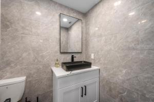 Quirky Museum District Apartment in Prime Location