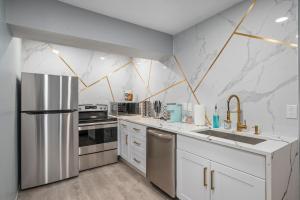 Quirky Museum District Apartment in Prime Location