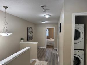 Charming 3bedroom 3bath house