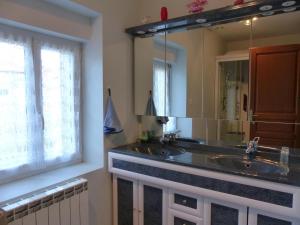 Maison indépendante avec jardin, animaux acceptés, proche Vichy - FR-1-489-280