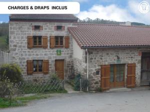 Gîte en pierre à Périgneux, 6 pers, animaux admis - FR-1-496-5