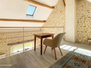 Charmante maison en pierres avec WIFI, près de Mortagne-au-Perche - FR-1-497-241