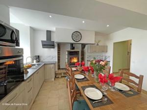 Maison restaurée avec charme à Domfront, animaux admis, wifi, près des pistes cyclables - FR-1-497-201