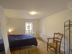 Maisons de vacances Gite charmant a la ferme, tout confort, proche de Roanne, ideal pour randonnees et baignades - FR-1-496-220 : photos des chambres