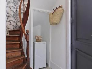 Maison lumineuse au cœur du Sap, jardin et jeux pour enfants - FR-1-497-146