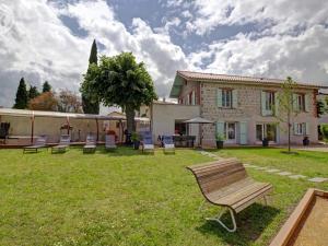 Gîte 200m² avec Spa et Sauna à Montbrison - FR-1-496-309