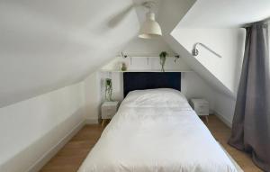 1 Bedroom Awesome Home In Katwijk Aan Zee