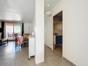 Maisons de vacances Villa plain pied 7 pers., jardin, parking, a 10 min plage - Palavas - FR-1-715-50 : photos des chambres