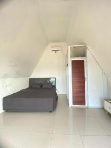 Osanna Beach Resort Pacitan