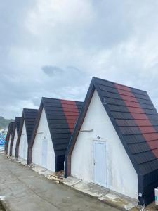 Osanna Beach Resort Pacitan