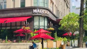 Madison Luxe Apartments City Central