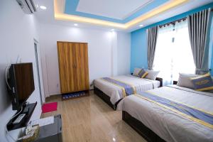 Sea Hotel CD by BAY LUXURY