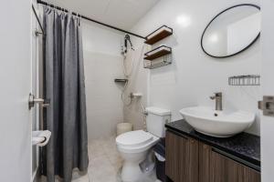 Platform 361 Cebu City Center with balcony