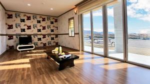 Suncheon Bay Pension